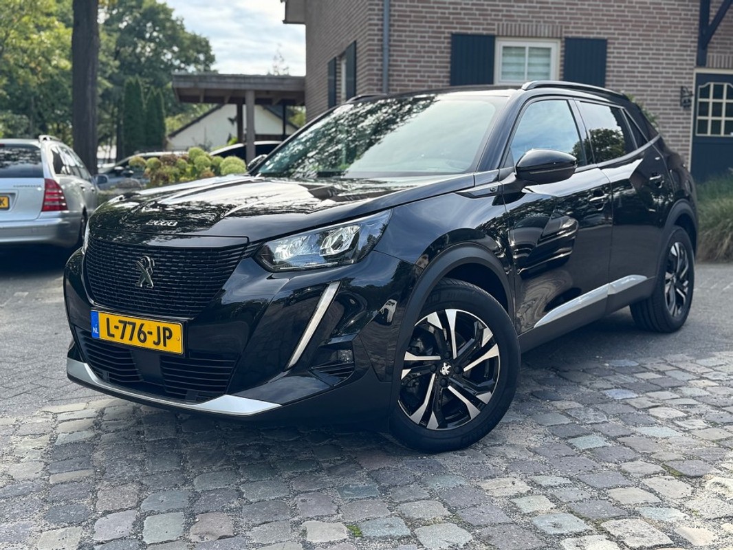 Peugeot e-2008