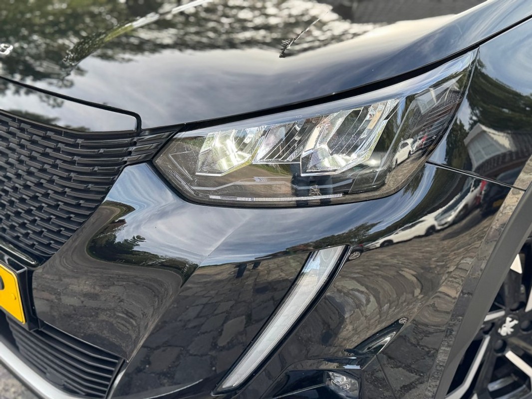 Peugeot e-2008