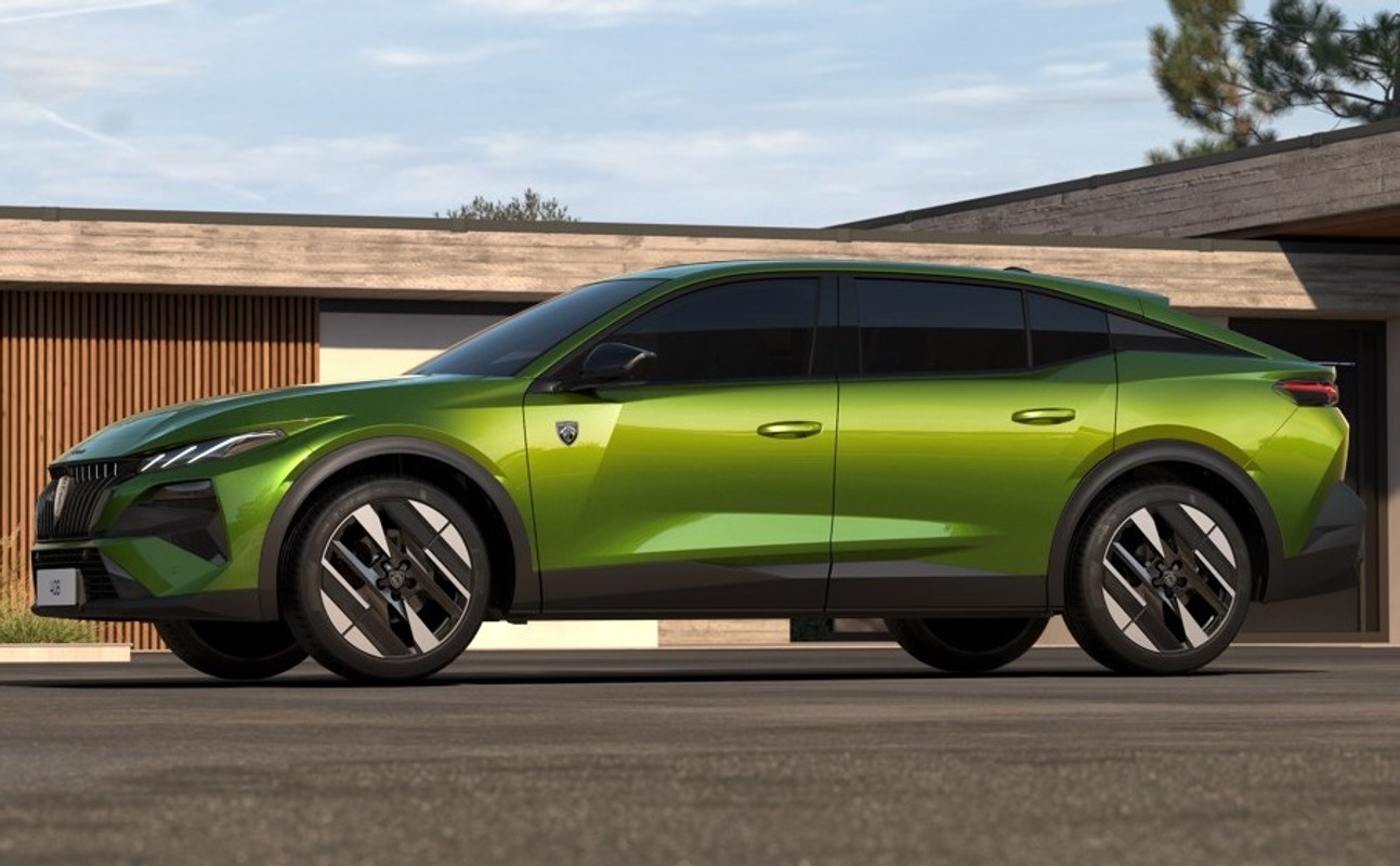 Peugeot 408