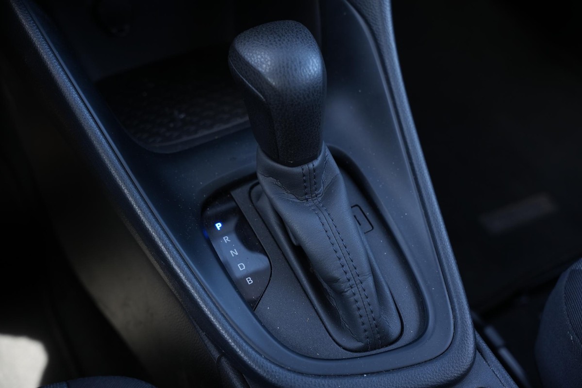 Mazda 2 Hybrid