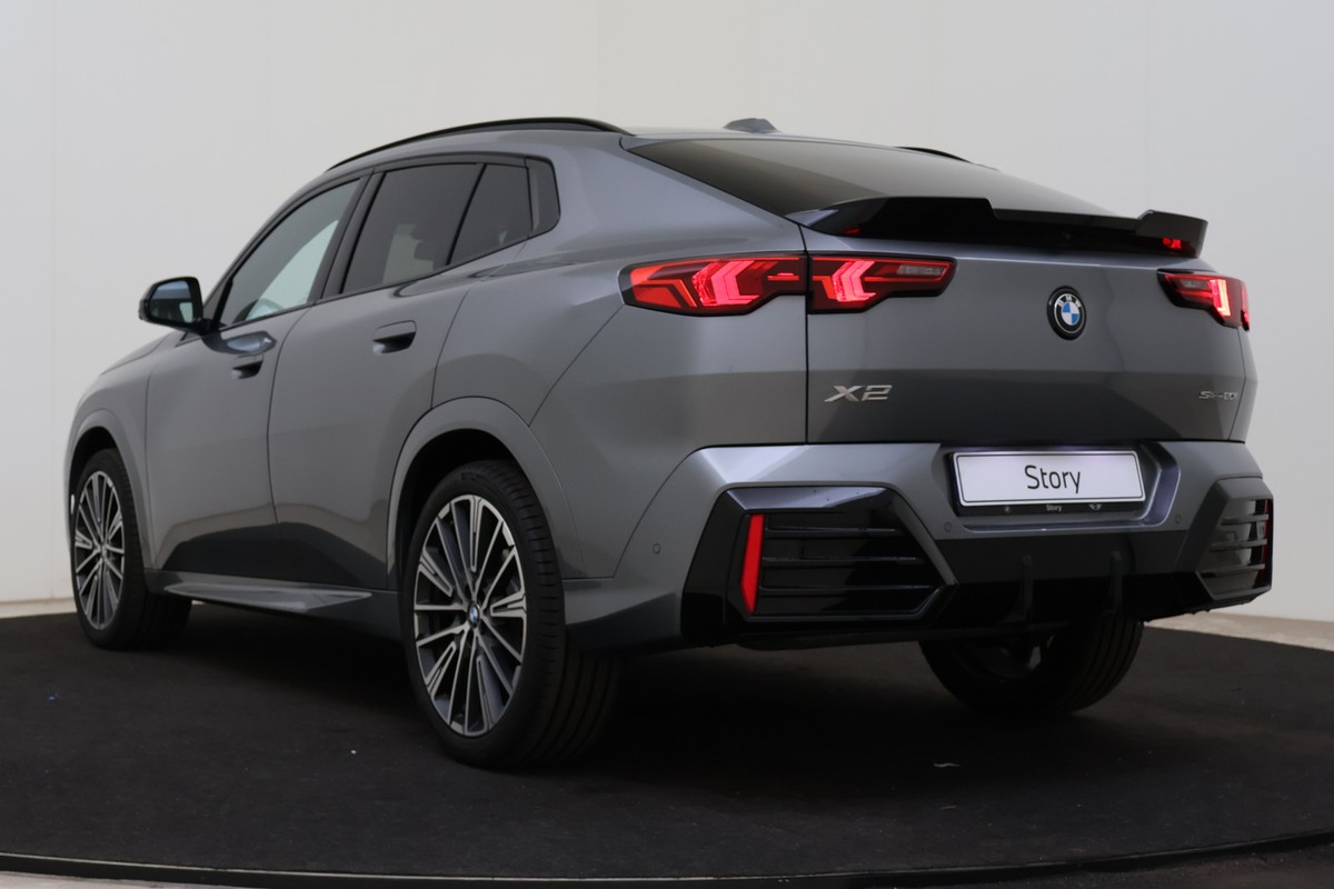 BMW X2