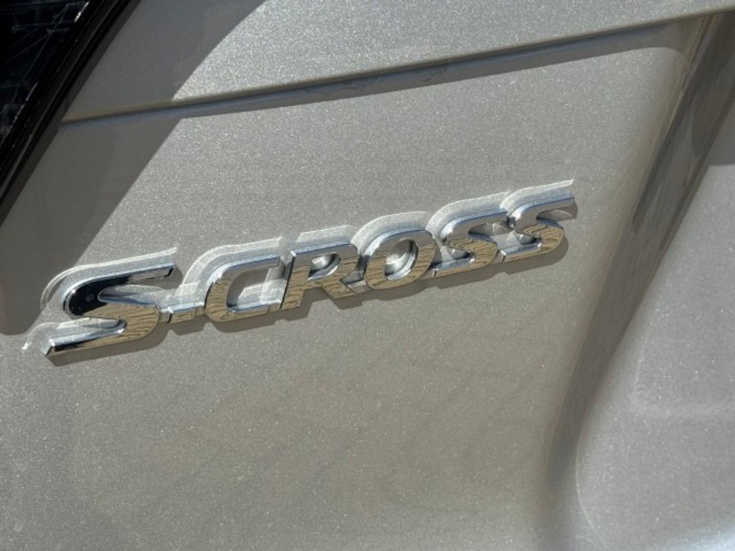 Suzuki S-Cross