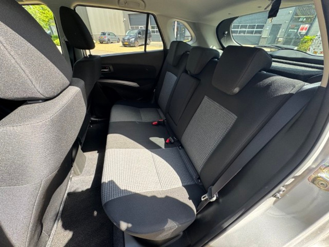 Suzuki S-Cross