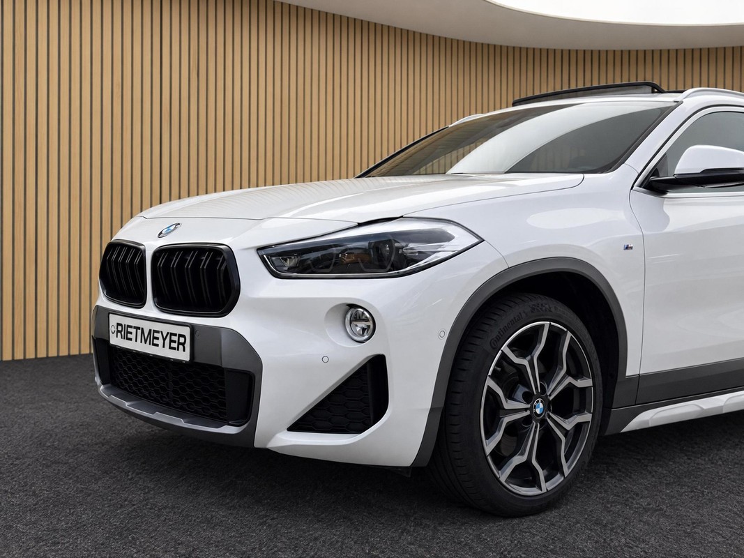 BMW X2