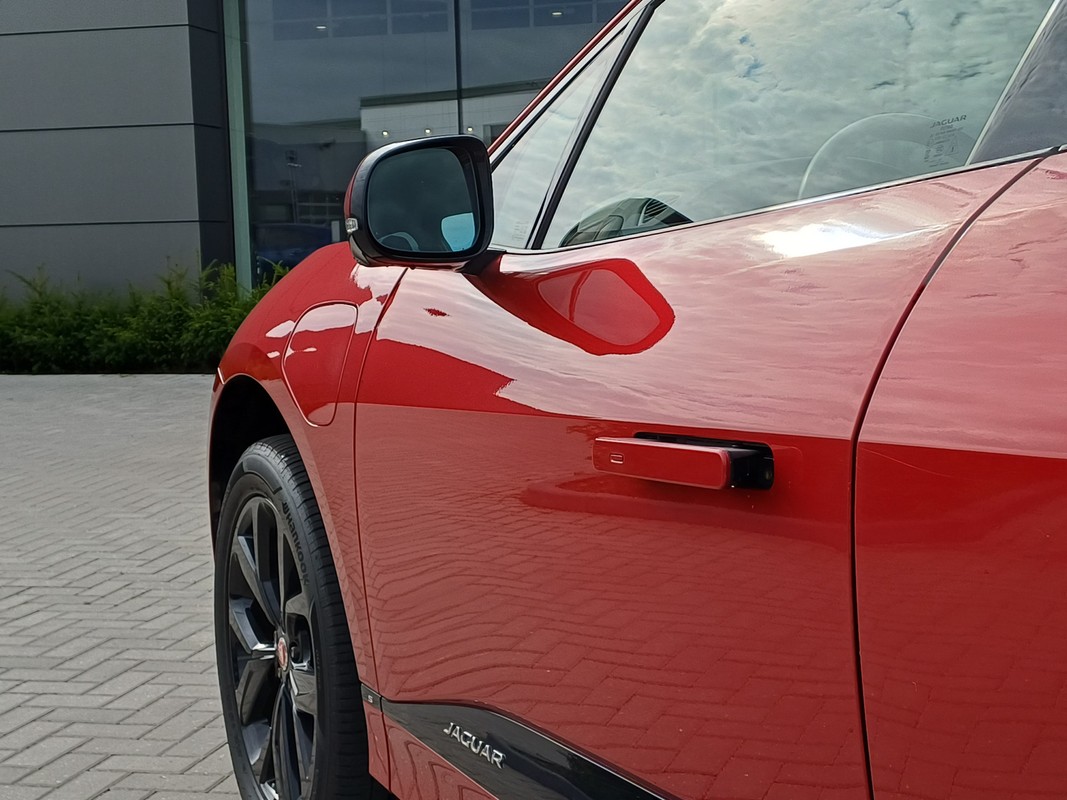 Jaguar I-PACE