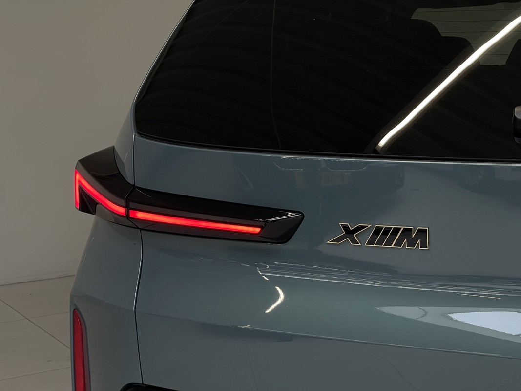 BMW XM