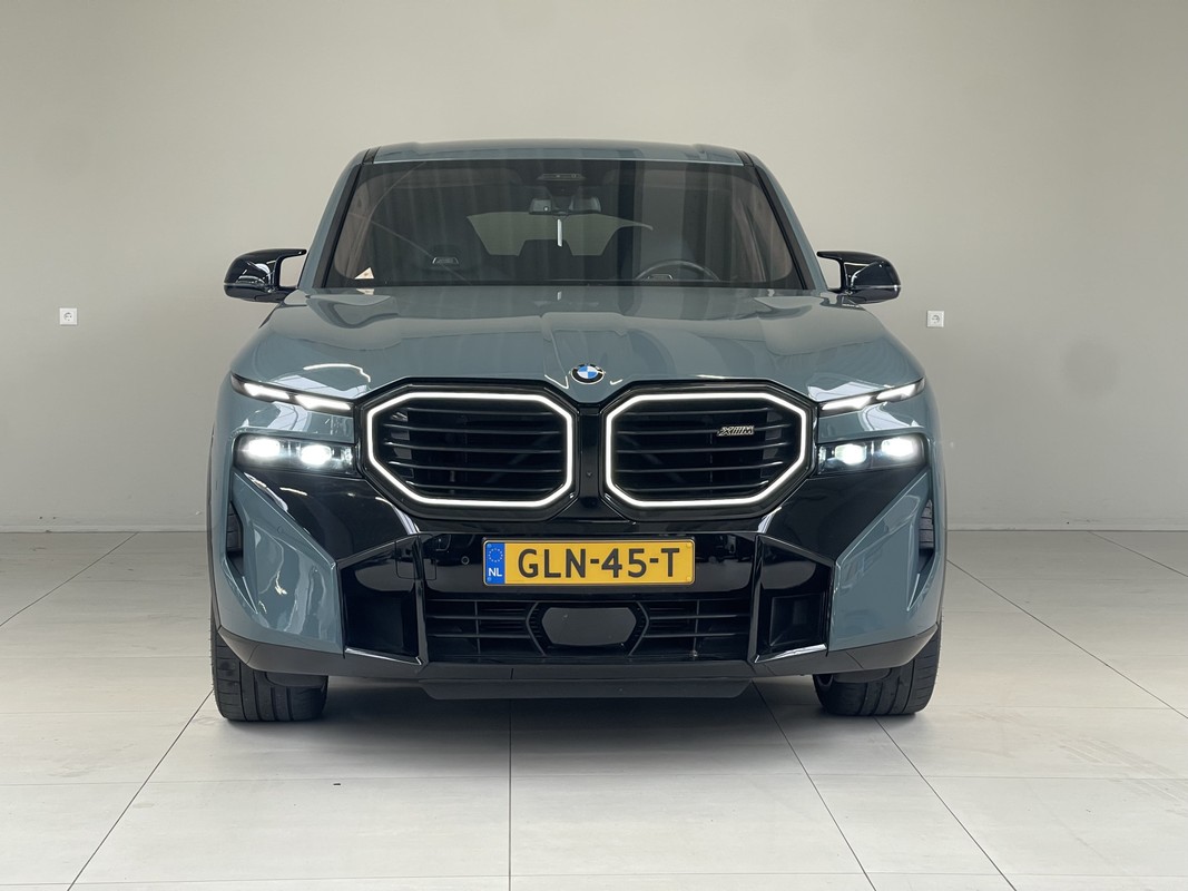 BMW XM