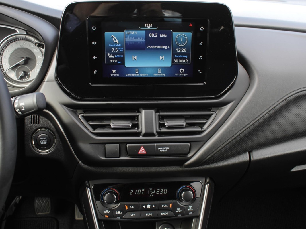 Suzuki S-Cross
