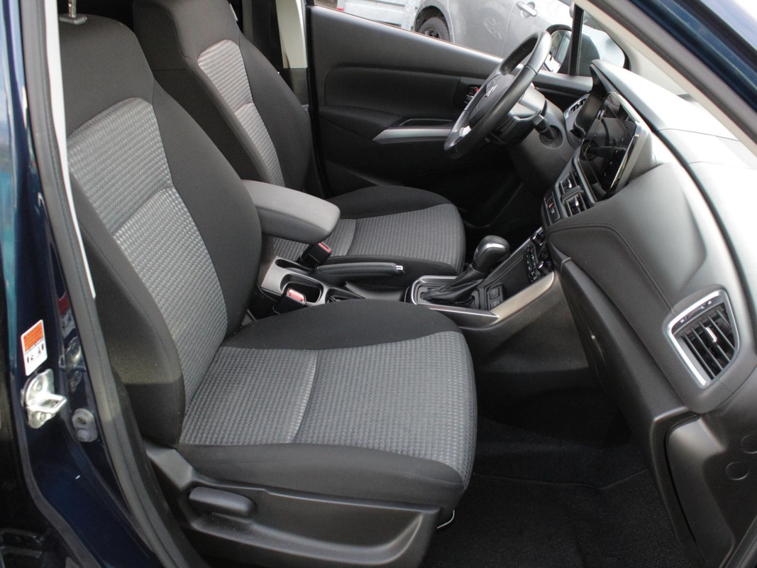 Suzuki S-Cross