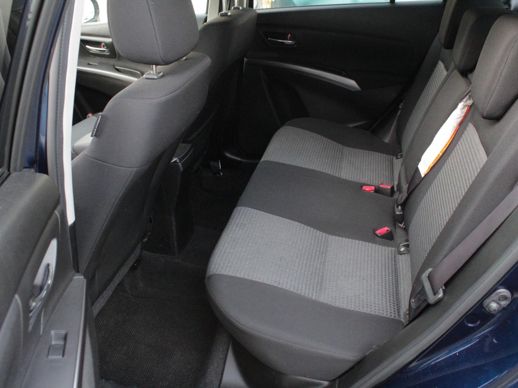 Suzuki S-Cross