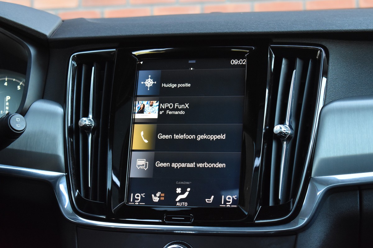Volvo V90