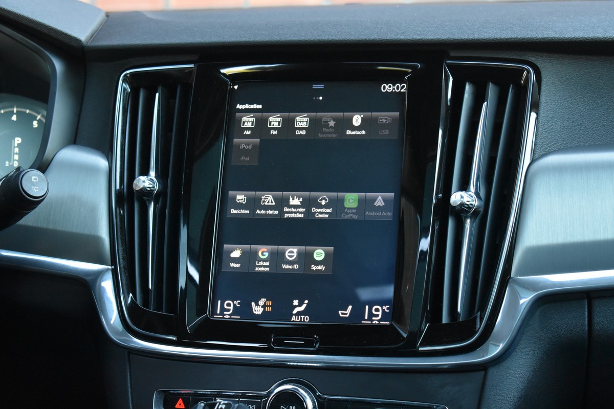 Volvo V90