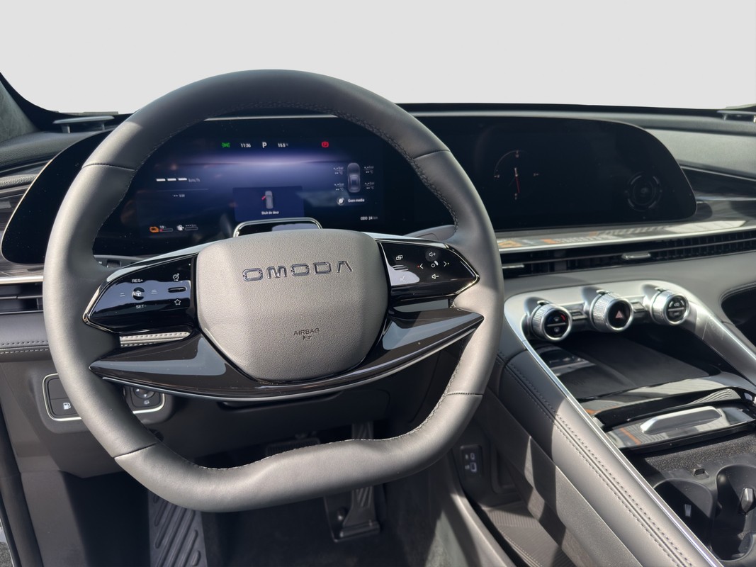 Omoda 9 SHS