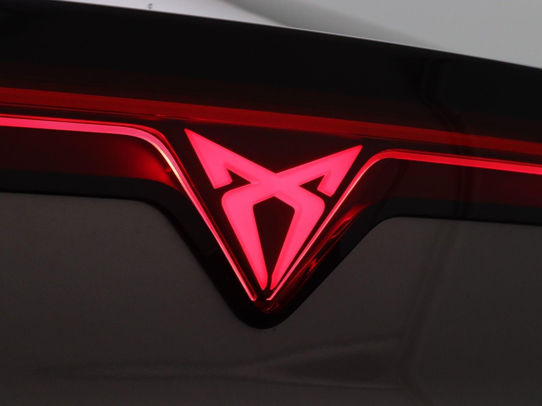 CUPRA Tavascan