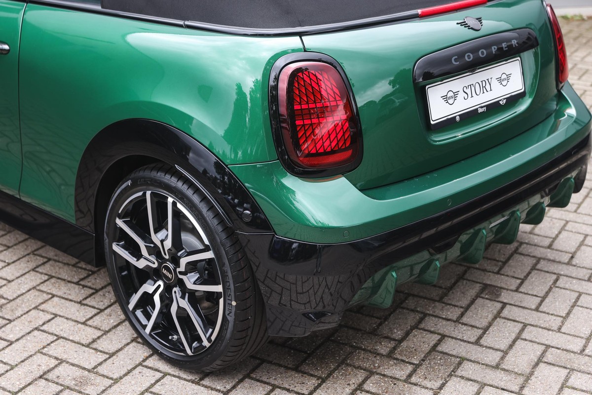 MINI Cooper Cabrio