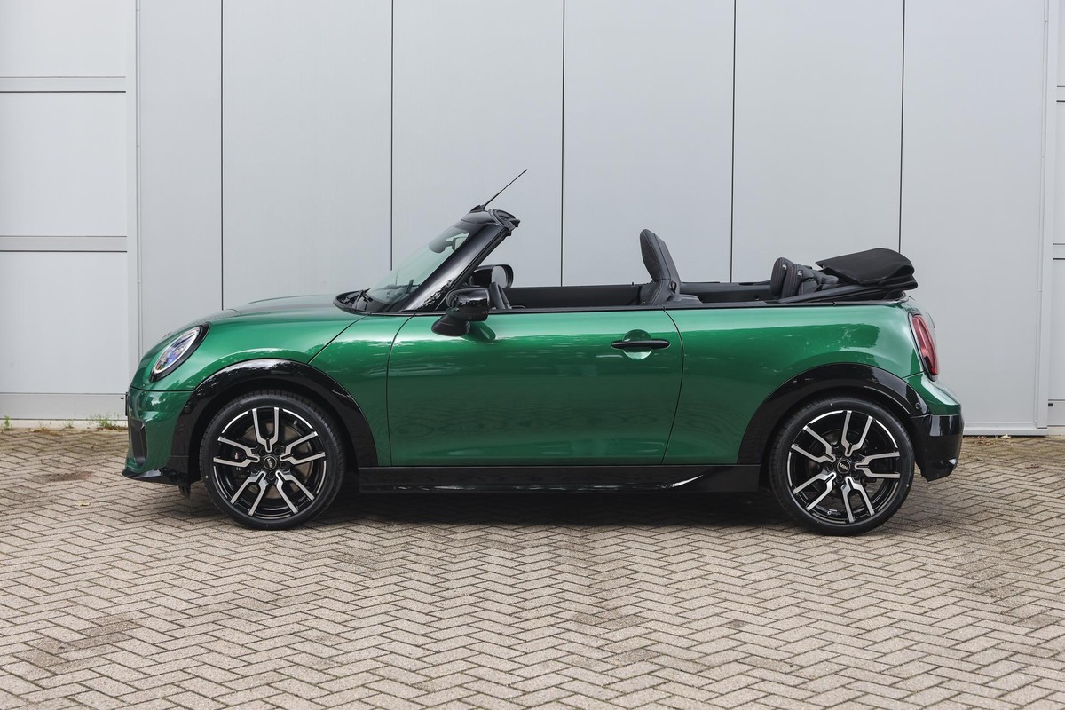 MINI Cooper Cabrio