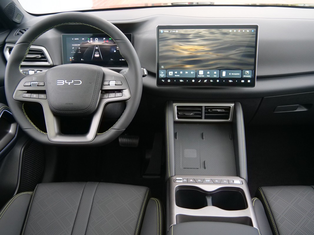 BYD ATTO 2