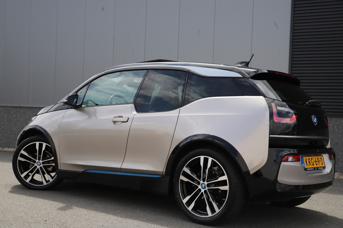 BMW i3