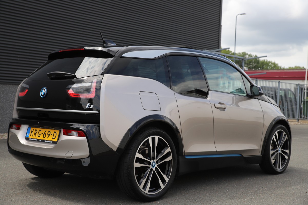 BMW i3