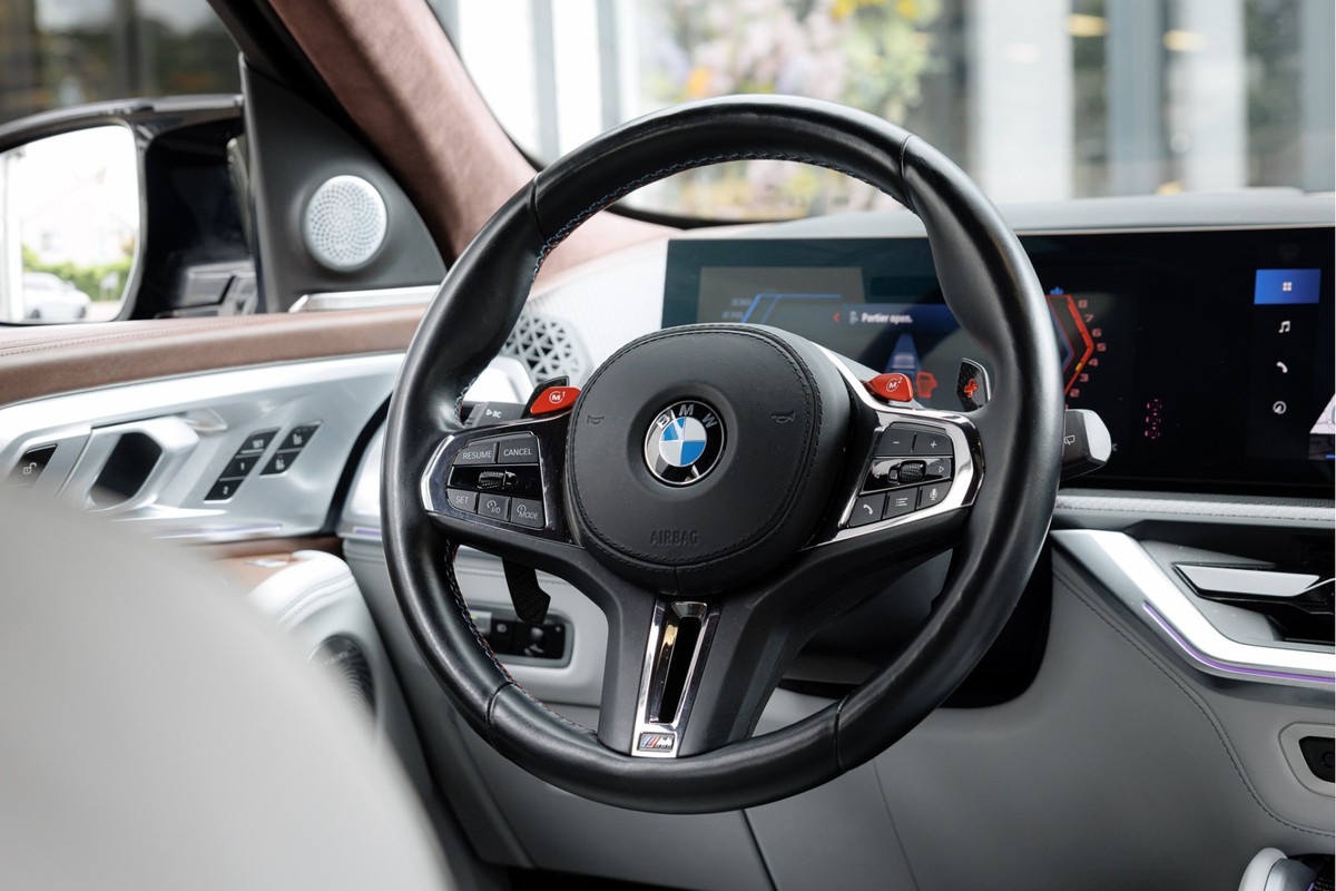 BMW XM
