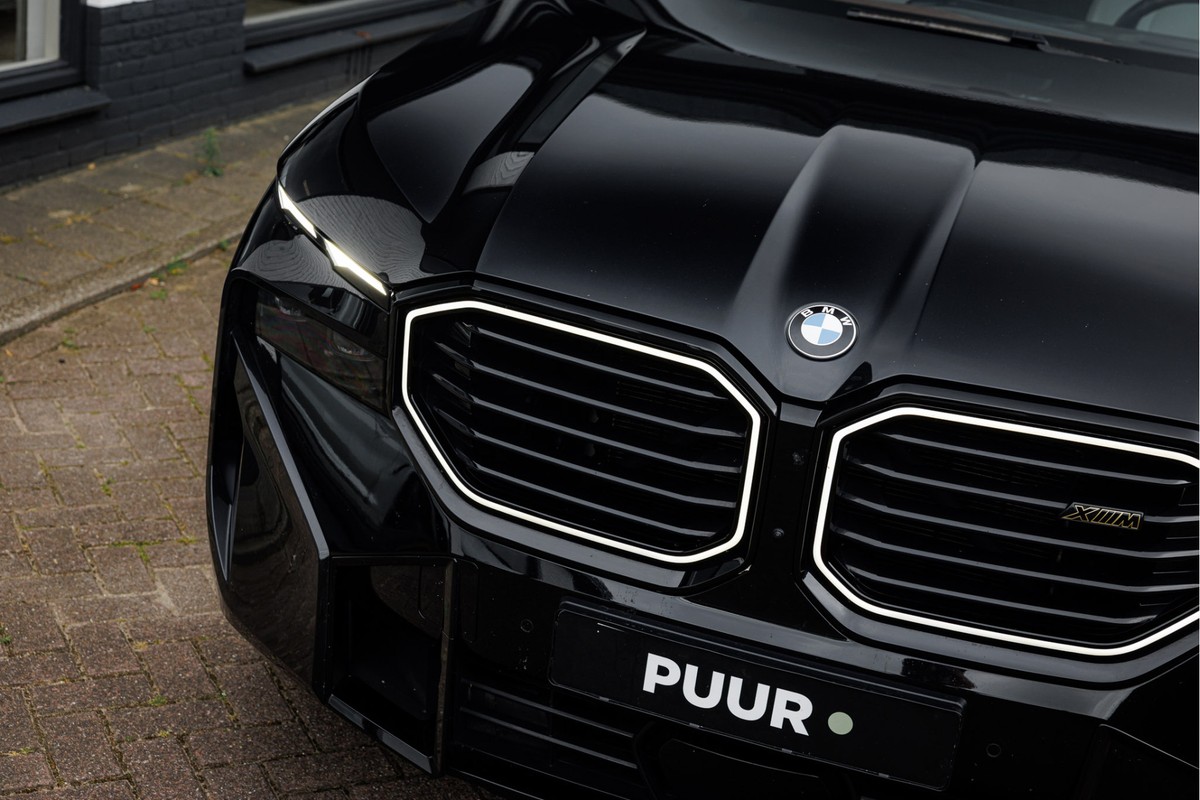 BMW XM