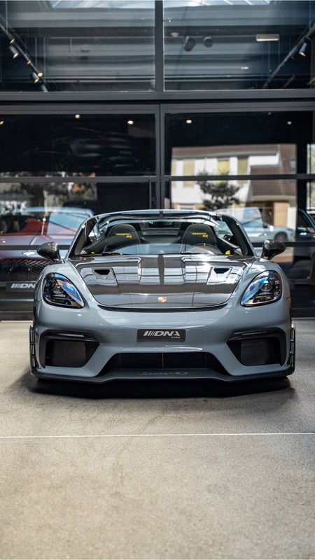 Porsche 718