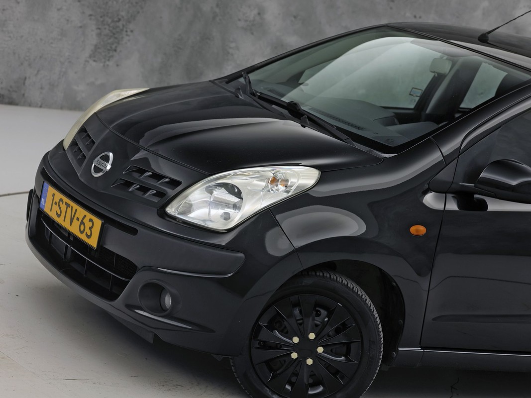 Nissan Pixo