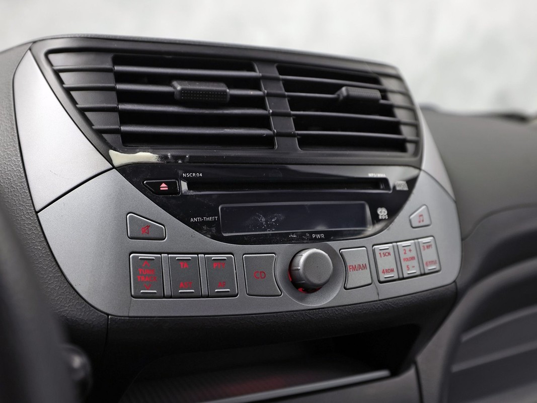 Nissan Pixo