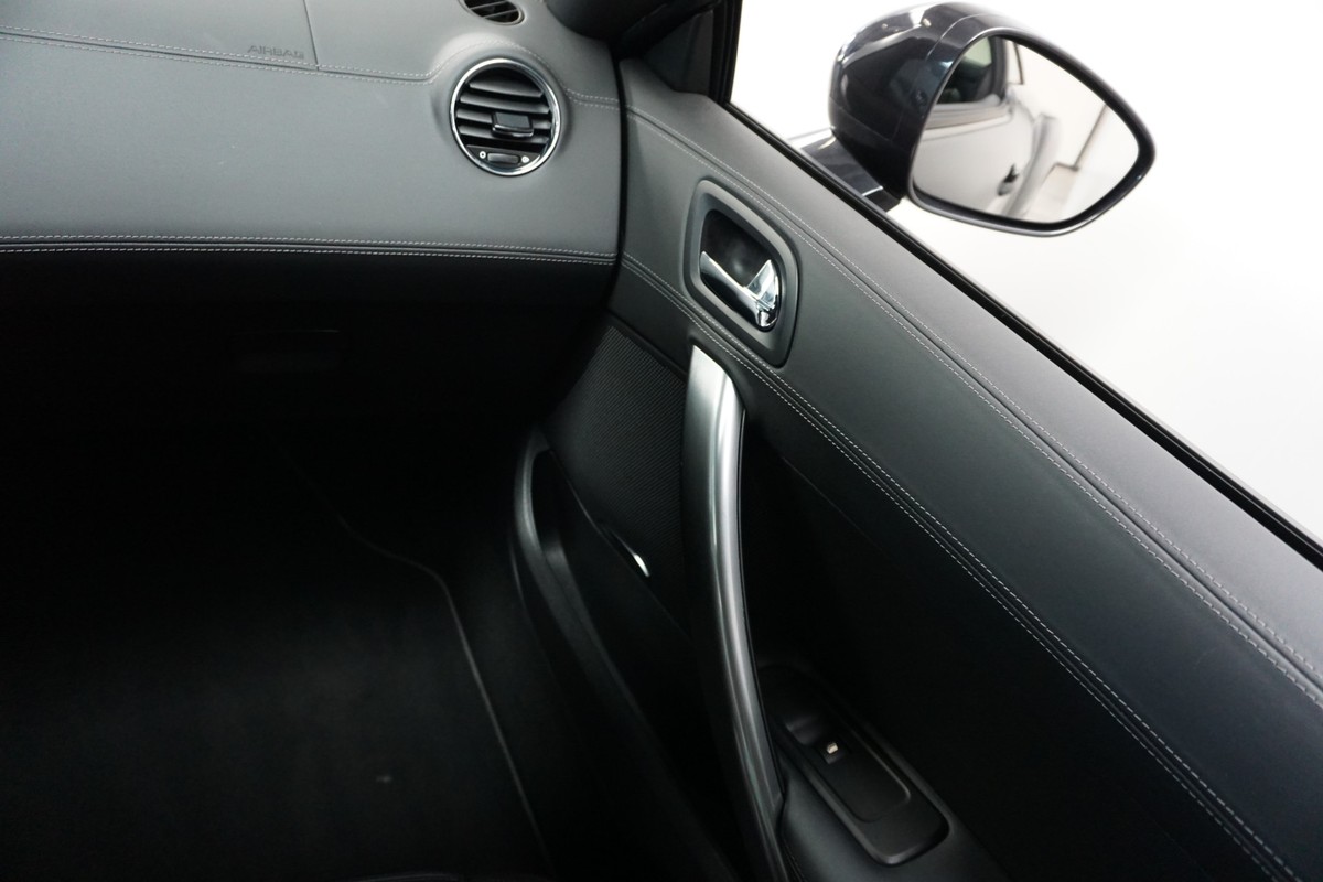 Peugeot RCZ