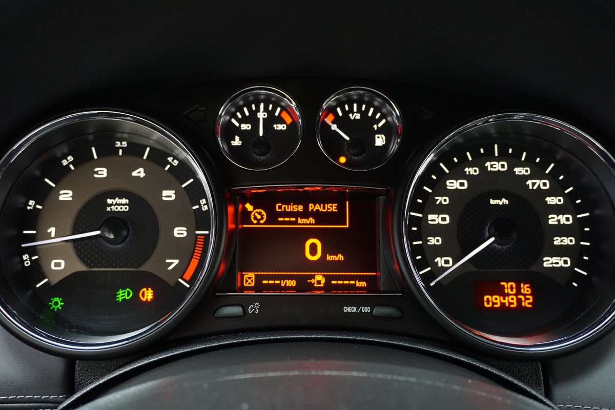 Peugeot RCZ