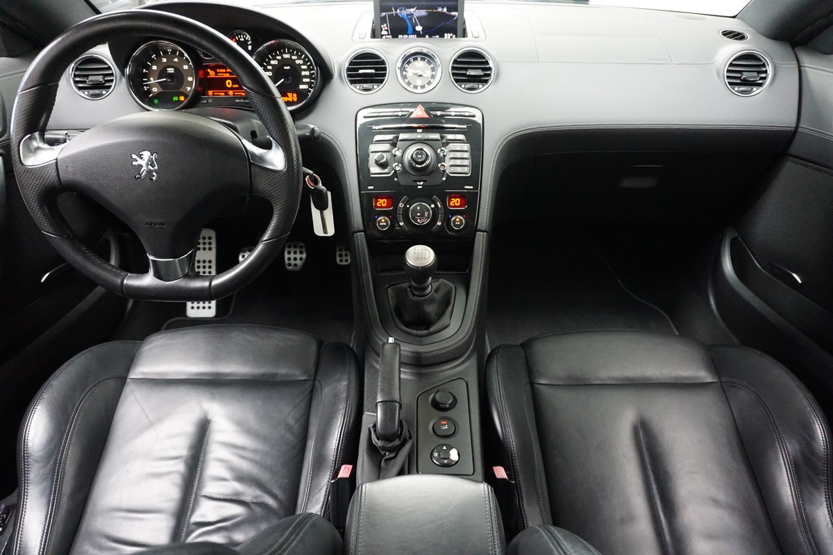 Peugeot RCZ