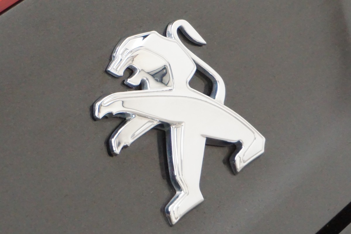Peugeot RCZ