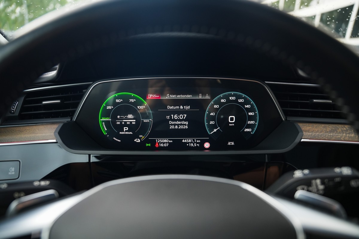 Audi e-tron