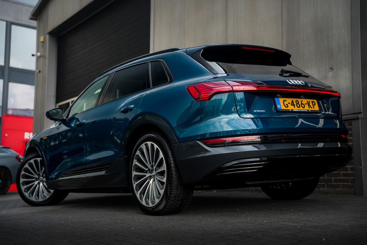 Audi e-tron