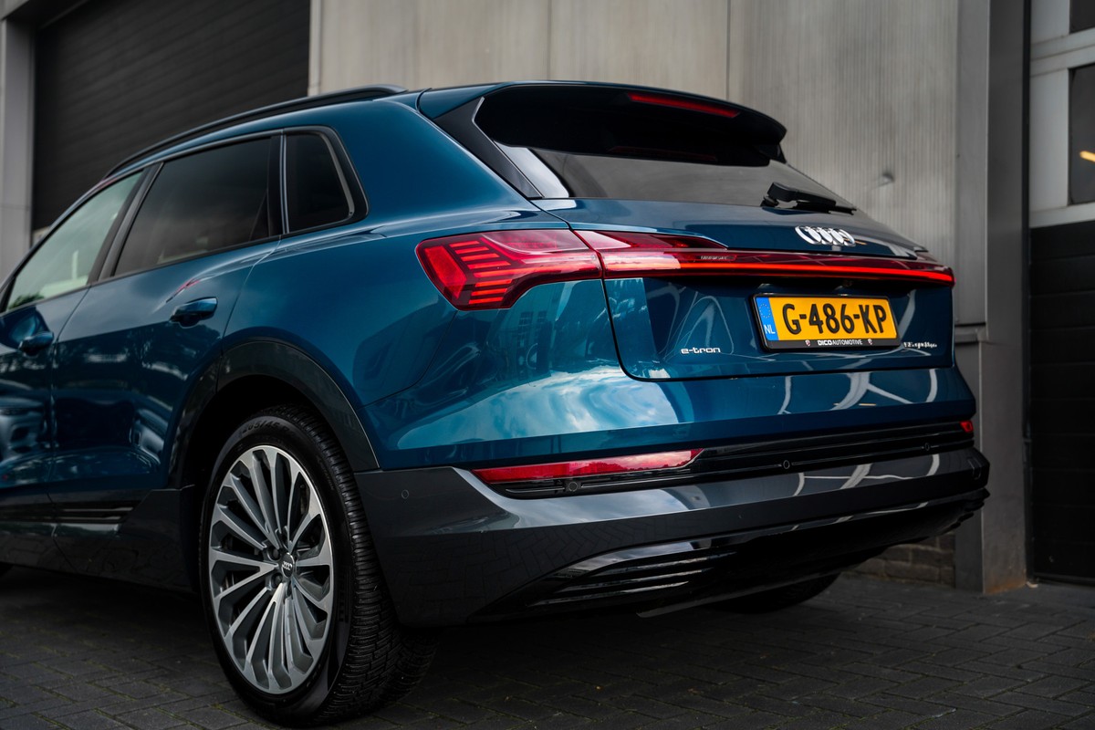 Audi e-tron