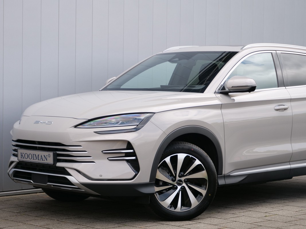 BYD SEAL U