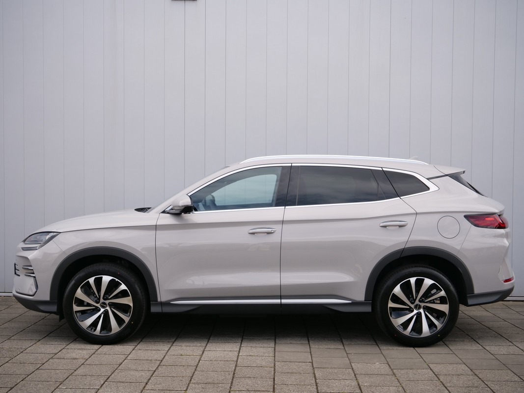 BYD SEAL U