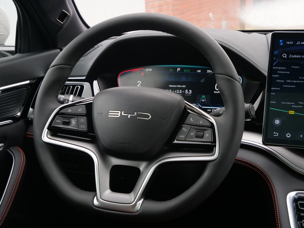 BYD SEAL U