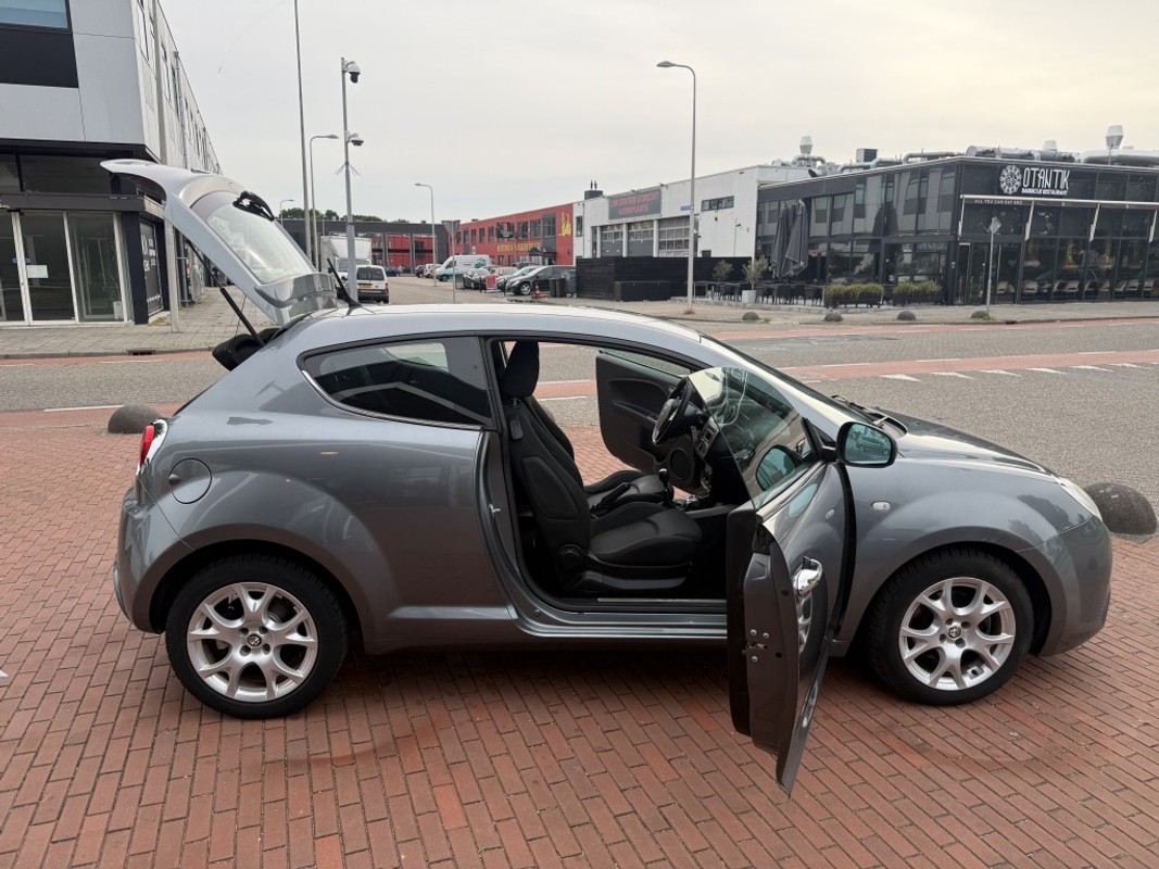 Alfa Romeo MiTo