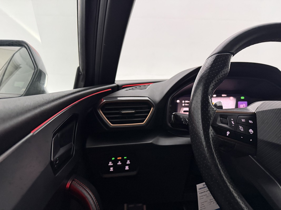 CUPRA Leon