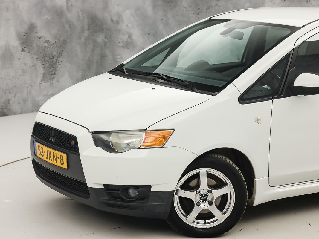 Mitsubishi Colt