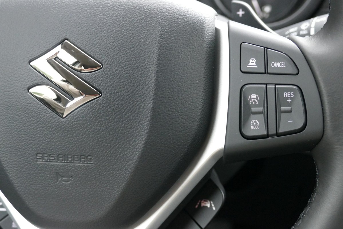 Suzuki S-Cross