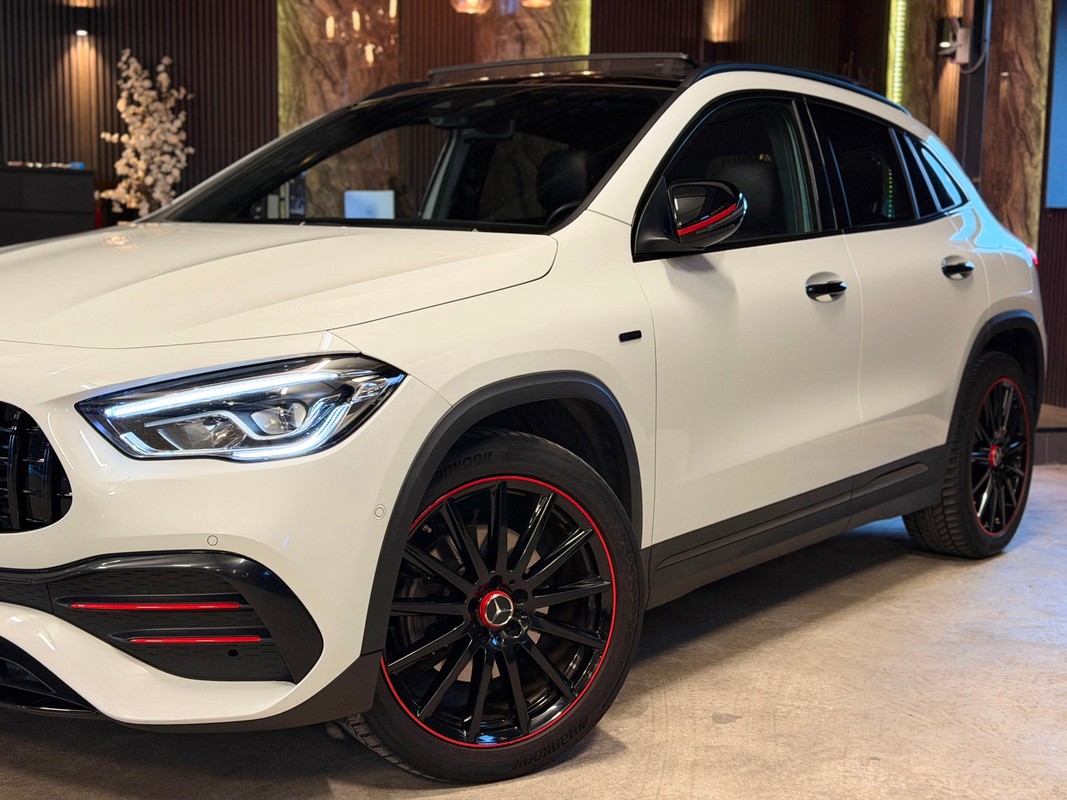 Mercedes-Benz GLA