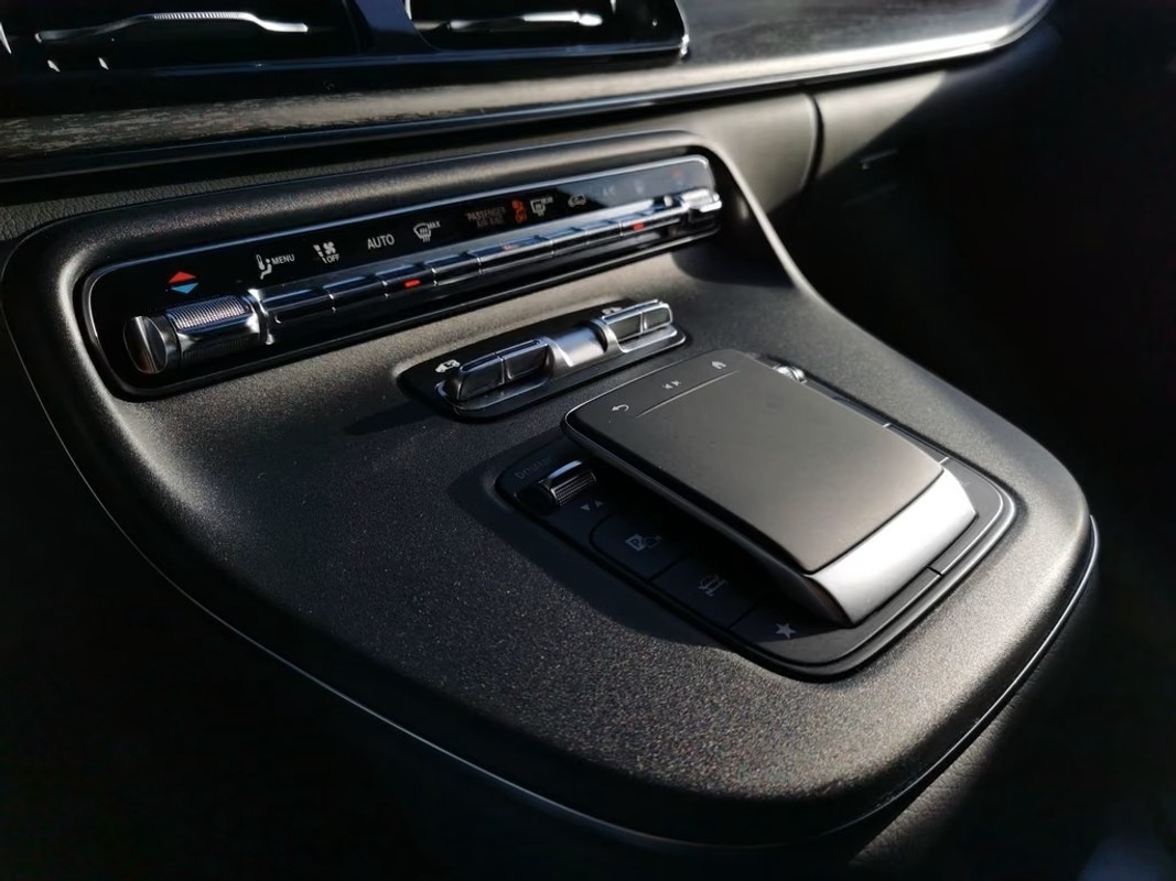 Mercedes-Benz EQV