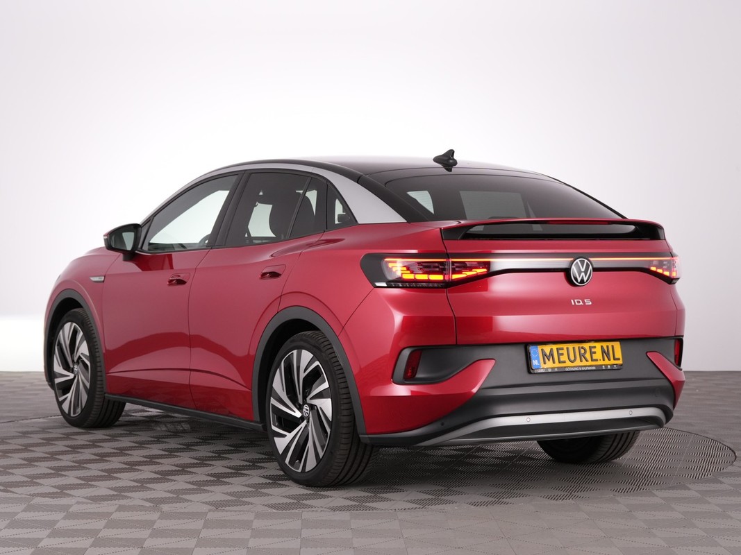 Volkswagen ID.5
