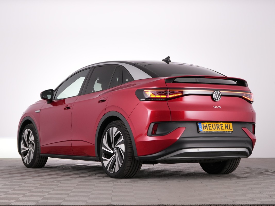 Volkswagen ID.5