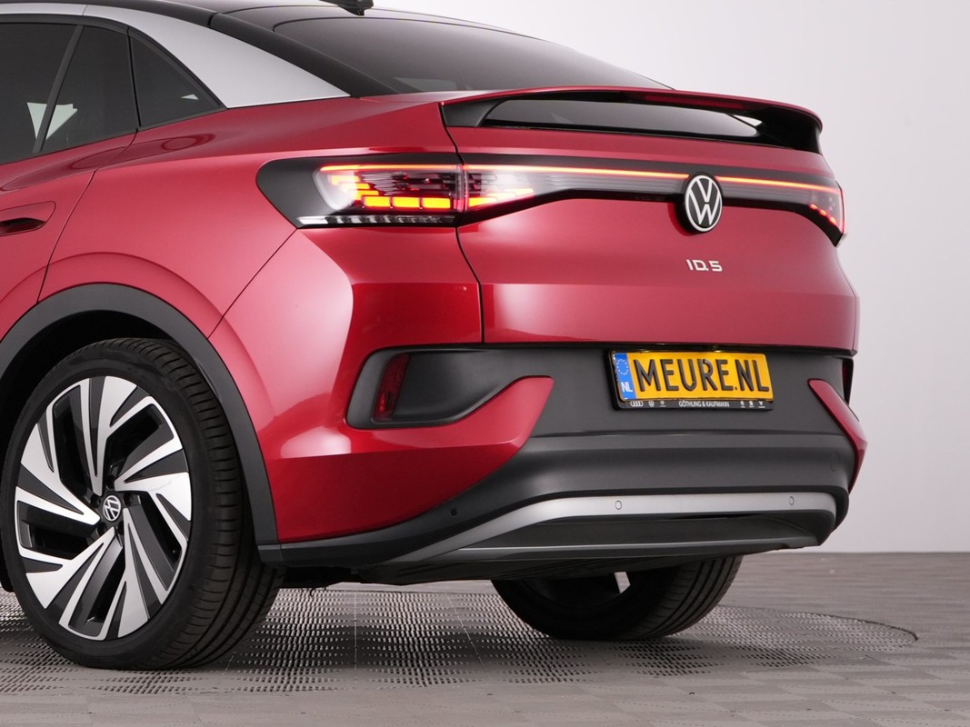 Volkswagen ID.5