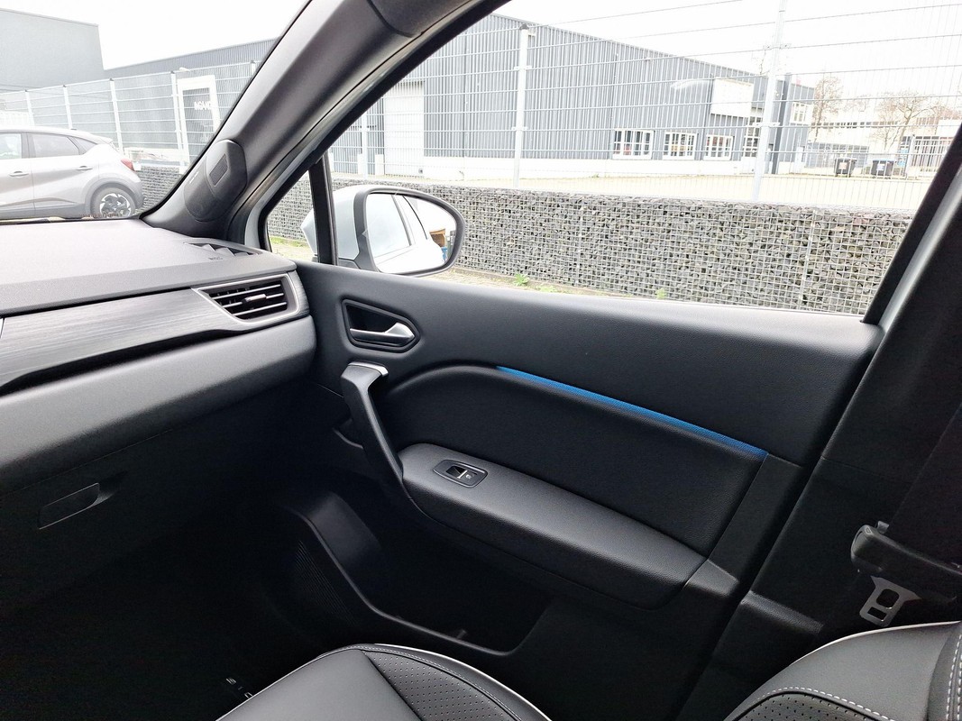 Mitsubishi Grandis