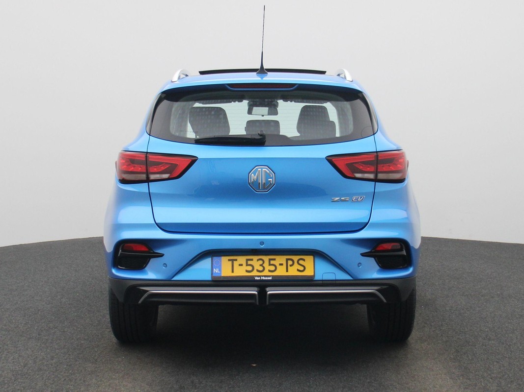 MG ZS EV