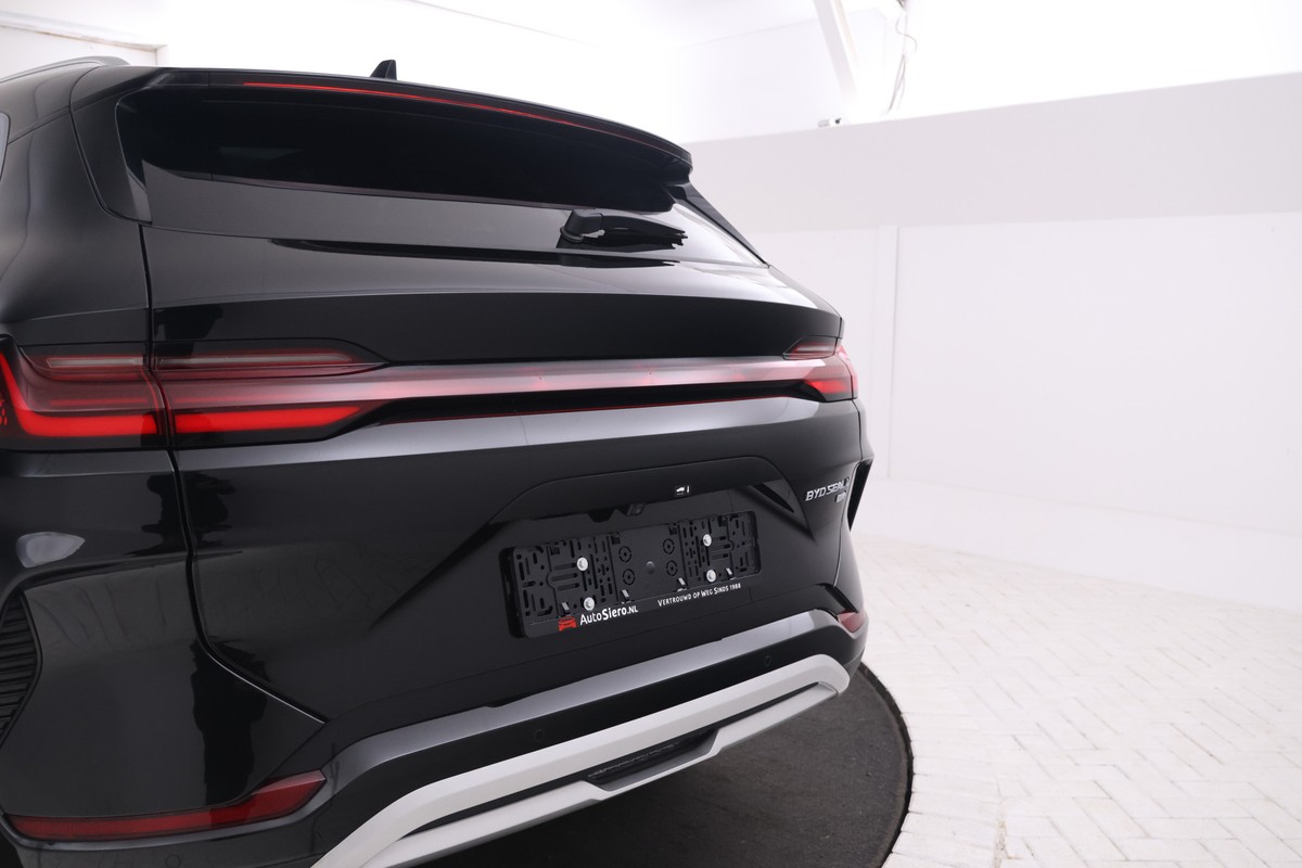 BYD SEAL U